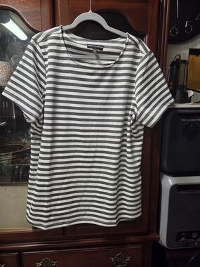 Brooks Brothers Black and White Striped Short Sleeve Tee